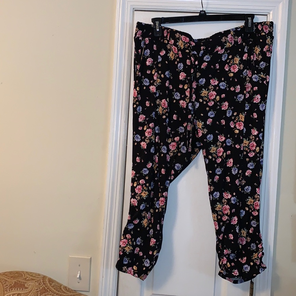 Ladies pants.